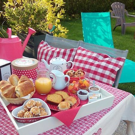 O Douceurs Sucrees Cabourg Acomodação com café da manhã Exterior foto