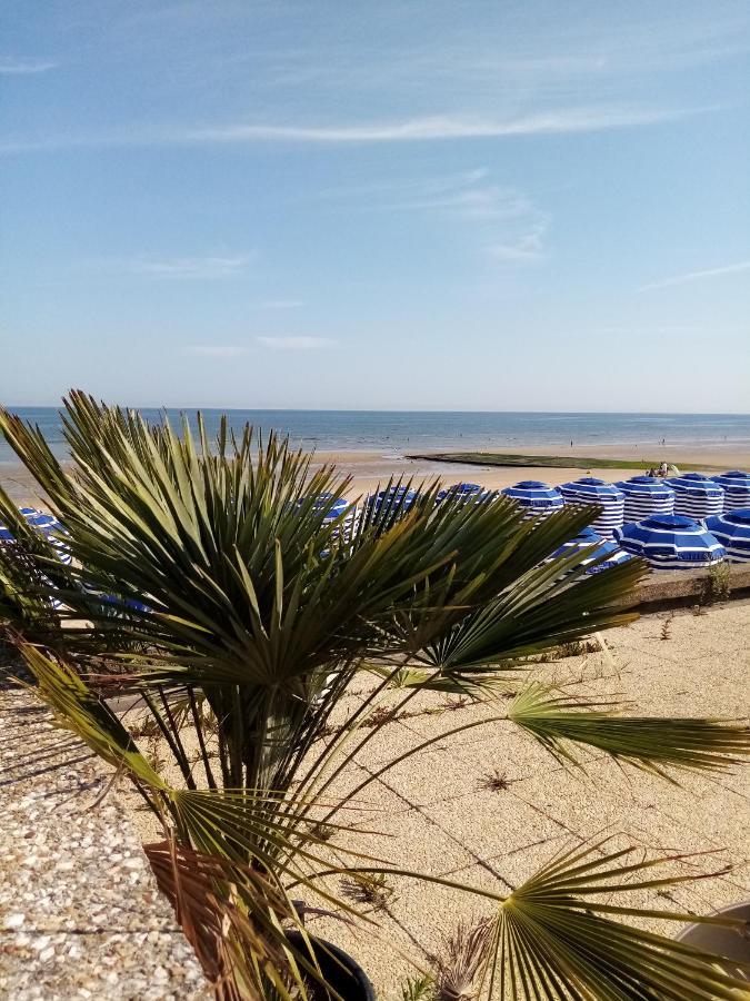 O Douceurs Sucrees Cabourg Acomodação com café da manhã Exterior foto