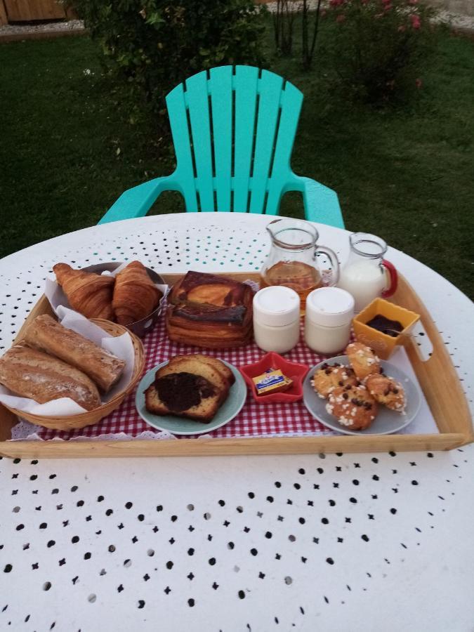 O Douceurs Sucrees Cabourg Acomodação com café da manhã Exterior foto